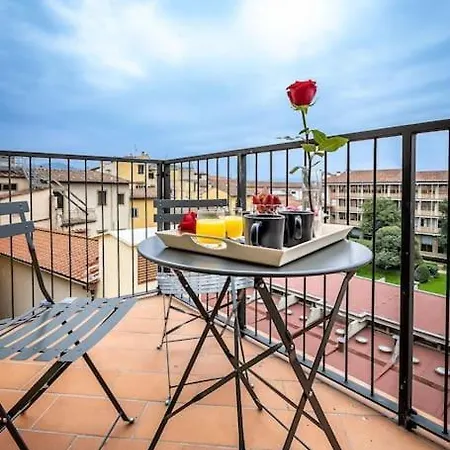 Floor With Duomo View * فلورنس