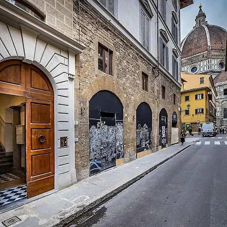 Floor With Duomo View Апартаменты