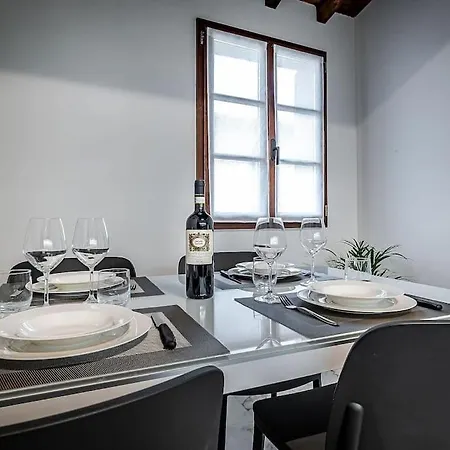 Floor With Duomo View Апартаменты Флоренция