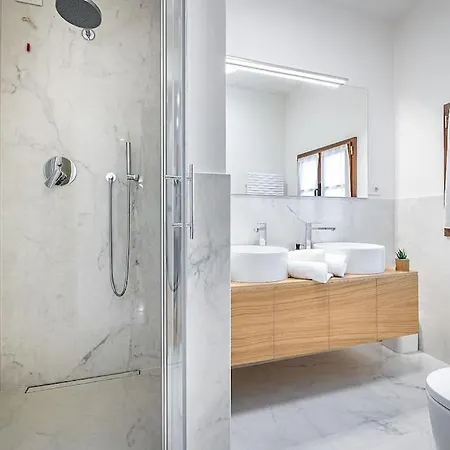 Апартаменты Floor With Duomo View