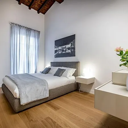 Floor With Duomo View *